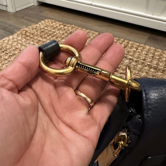 Navy blue Marc Jacobs crossbody purse - Picture 2 of 10